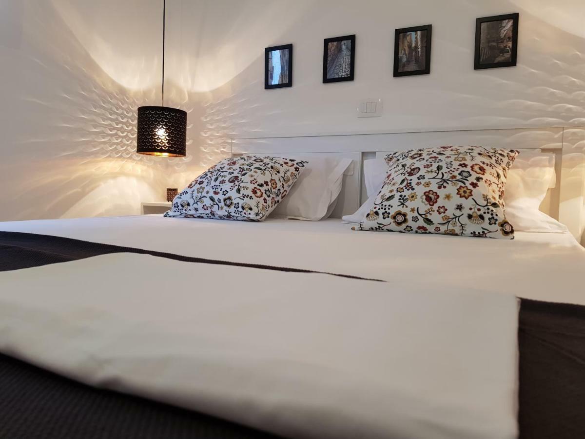 Apartments Luce โตรกีร์ ภายนอก รูปภาพ