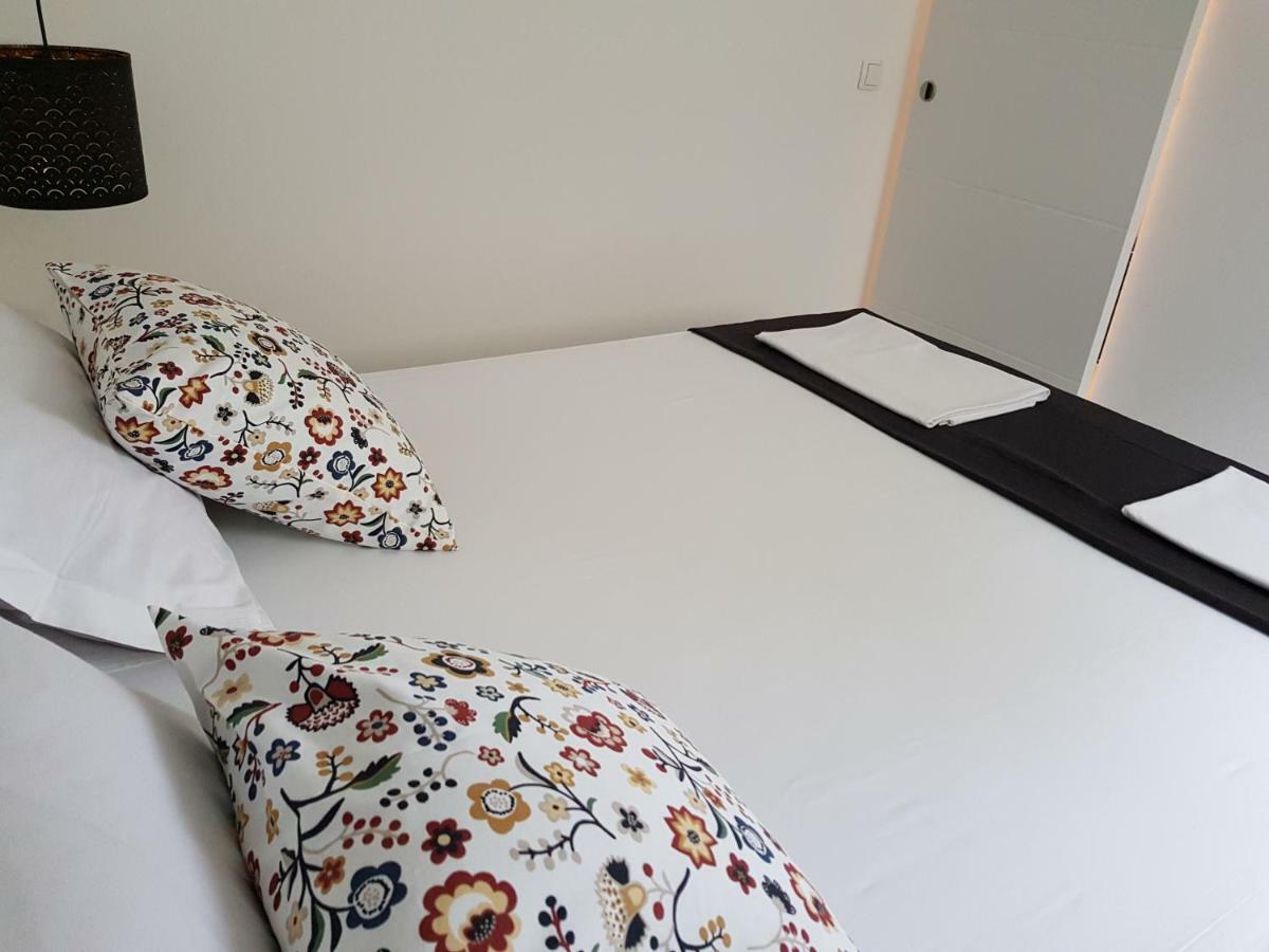 Apartments Luce โตรกีร์ ภายนอก รูปภาพ